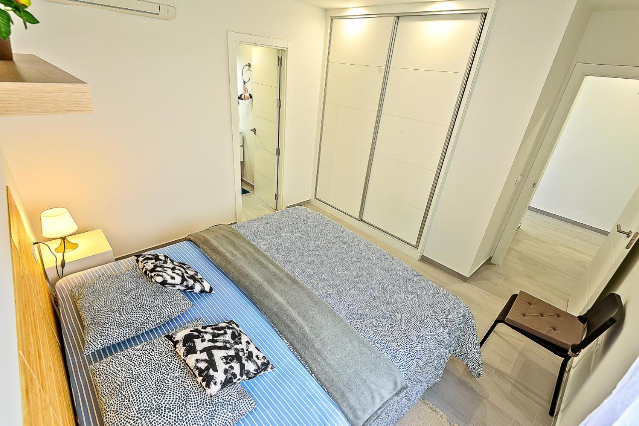 Oceanfront Duplex With A Rooftop Pool And Terrace El Puerto de Santa María Eksteriør bilde