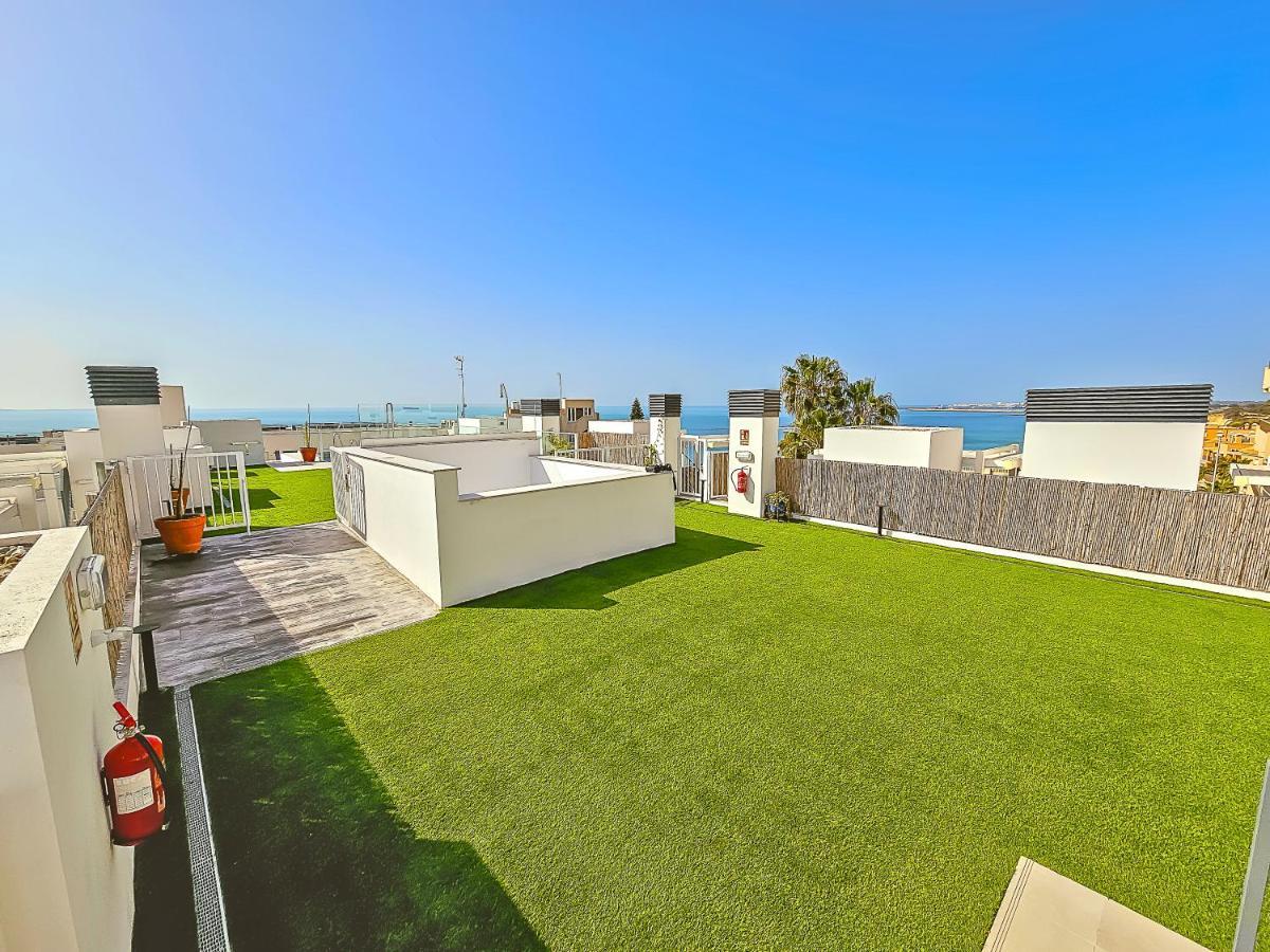 Oceanfront Duplex With A Rooftop Pool And Terrace El Puerto de Santa María Eksteriør bilde
